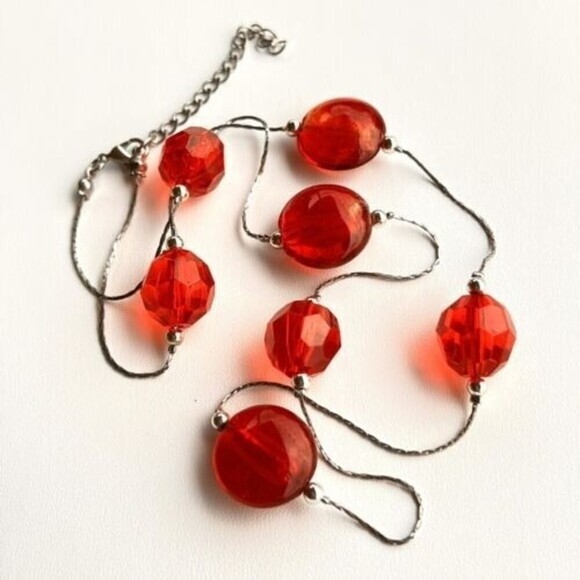 RED AND SILVER BEADED OPERA NECKLACE 26 in + 2.5 in ext - Picture 3 of 6